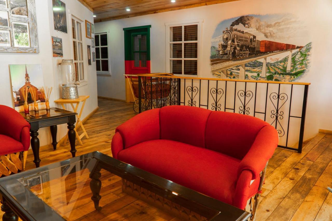 Hotel La Estacion Креэль Экстерьер фото