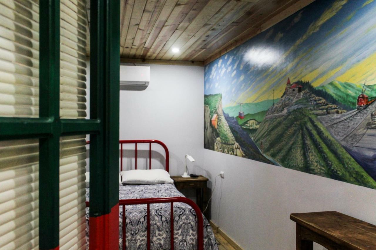 Hotel La Estacion Креэль Экстерьер фото